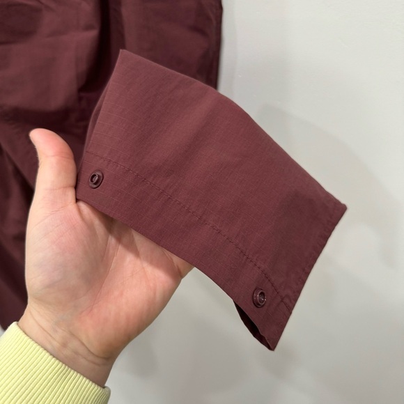 Mountain Hardwear Capri Pants Red Hiking Camping Outdoor Gorpcore Medium - Picture 5 of 8